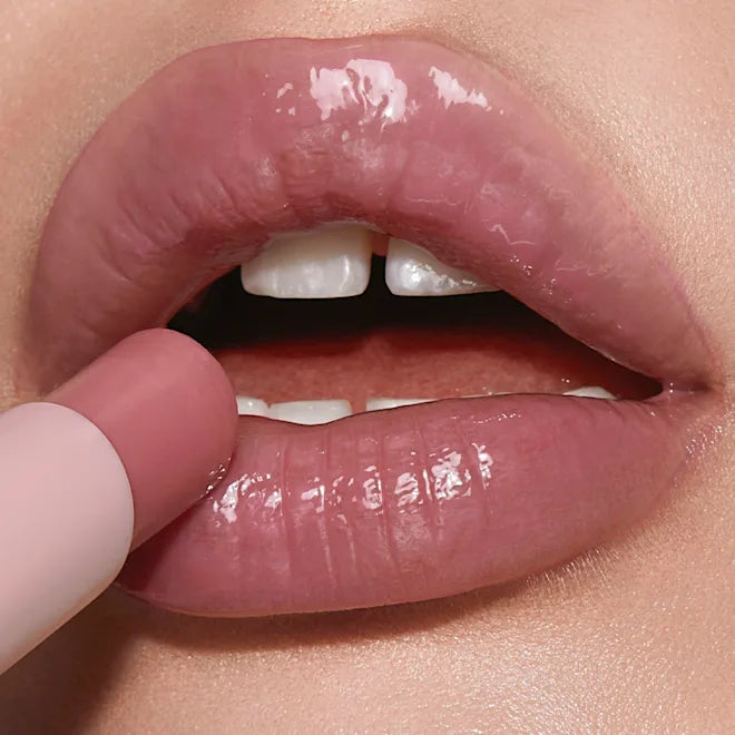 Charlotte Tilbury - HYALURONIC HAPPIKISS
CRYSTAL HAPPIKISS